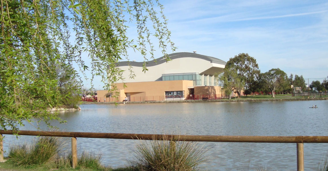 tourisme balade arriere pays plaine saint esteve lac theatre
